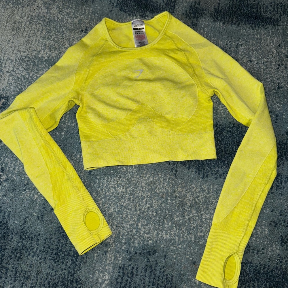 Flex sports long sleeve crop top in yellow marl—SIZE SMALL—